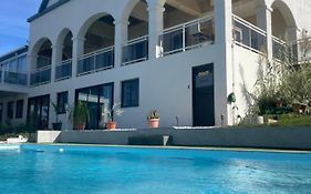 La Maison Bleue Lodge
